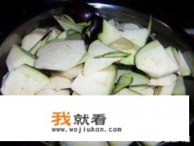 【家常菜】西红柿烧茄子的做法？