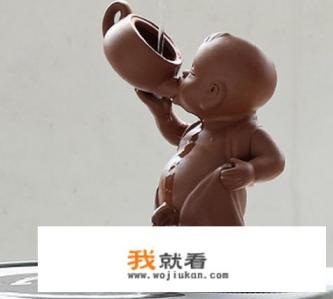 阿胶是水煮驴皮，那童子尿是什么成分？