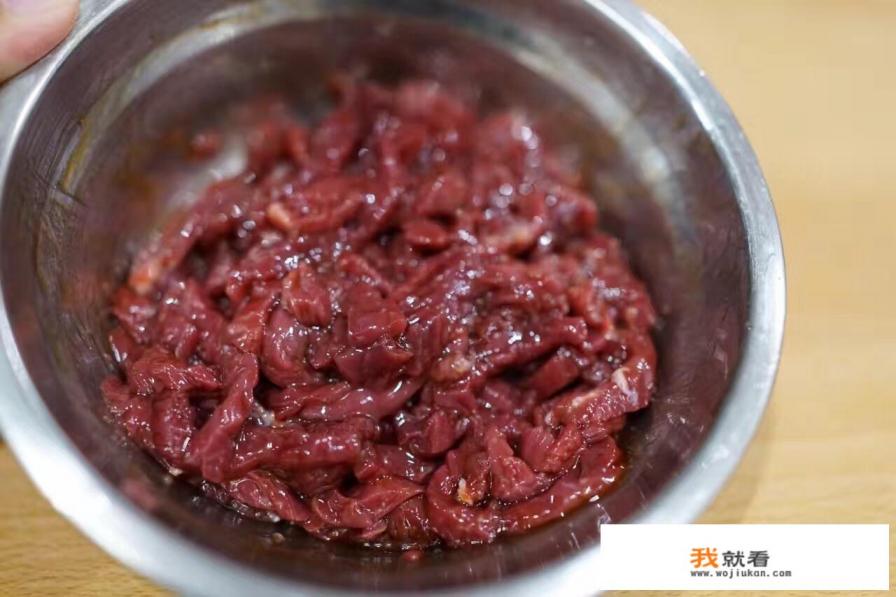 葱爆猪肉怎么做？