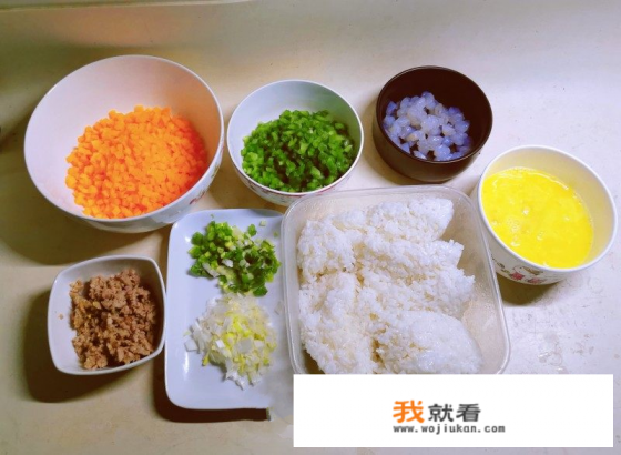 蔬菜什锦炒米饭怎么做？