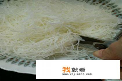 肉包菜粉条西红柿的家常做法？