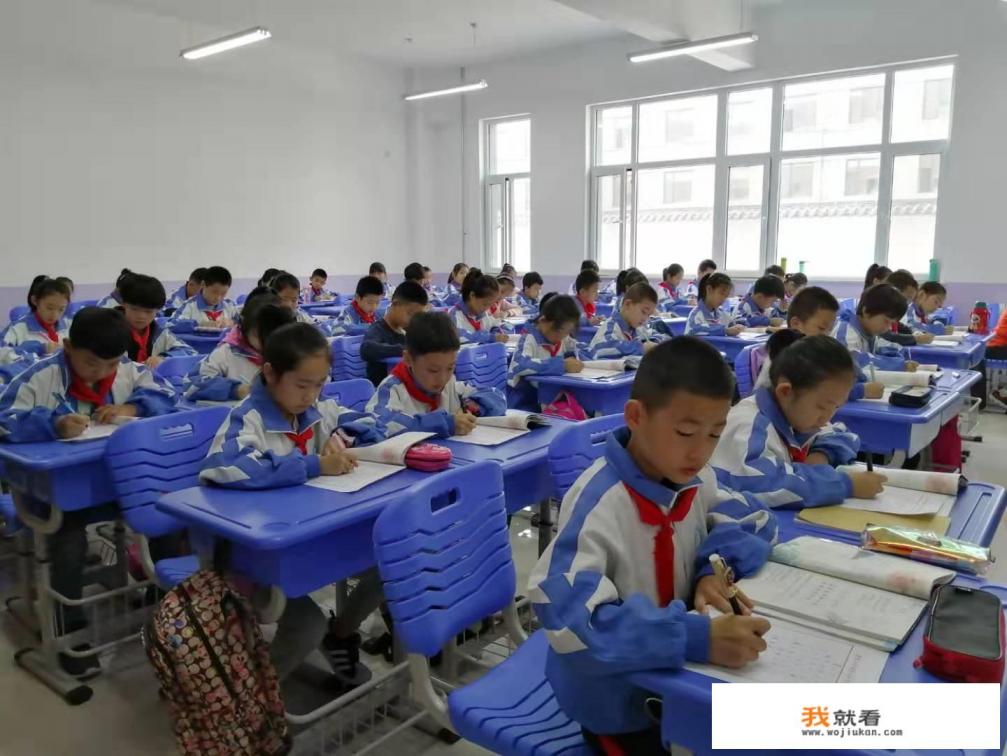 举例阐述游戏在幼儿发展中的价值。？