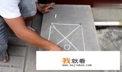 跳茅坑游戏怎么玩？