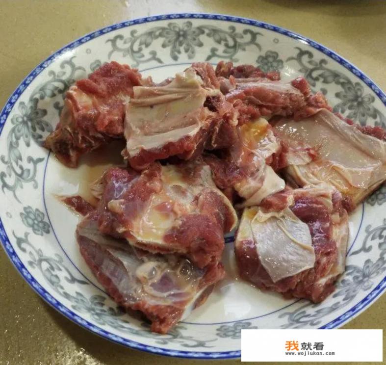 豆腐炖排骨的正确方法？