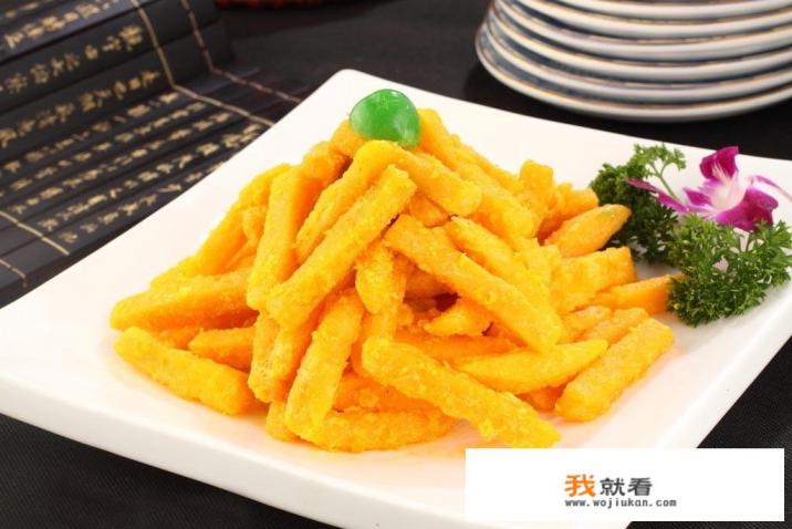 咸蛋黄焗南瓜是怎么做的？
