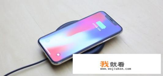 iPhone X和iPhone XR相比，有哪些优缺点呢？选哪款手机比较好？