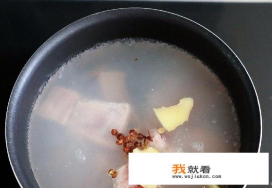 隔夜焯水清炖排骨做法