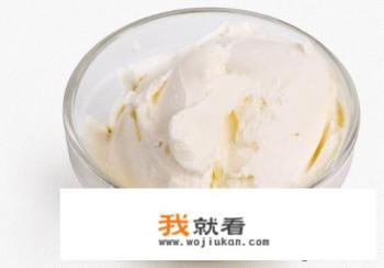 奶油是什么材料做的？