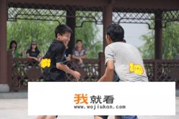 给几个素质拓展活动的游戏嘛？