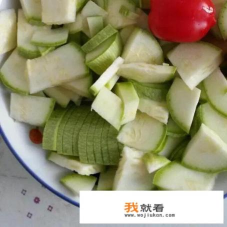 炒北瓜的做法，炒北瓜怎么做好吃，炒北瓜的家常做法？