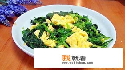菠菜炒鸡蛋的做法？