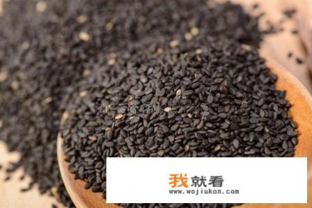 央视曝光！号称治脱发的黑芝麻丸，吃多了可能更秃，你还敢吃吗？
