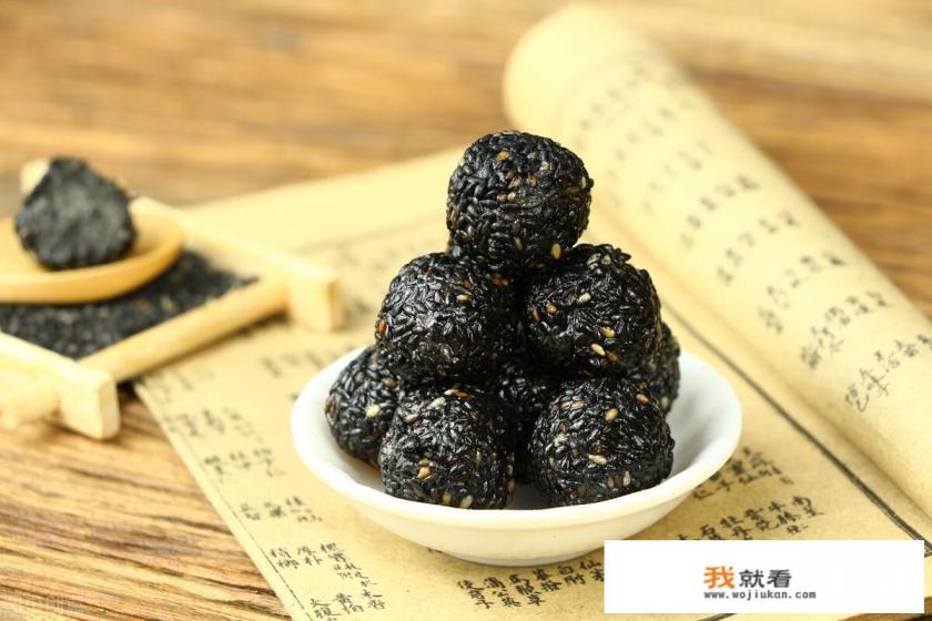 央视曝光！号称治脱发的黑芝麻丸，吃多了可能更秃，你还敢吃吗？