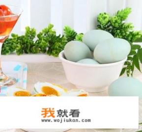 自己腌制的咸鸭蛋太咸了怎么办？