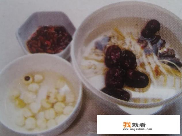 炖乌鸡汤的做法？