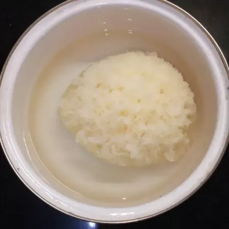 雪梨银耳汤，怎么做？
