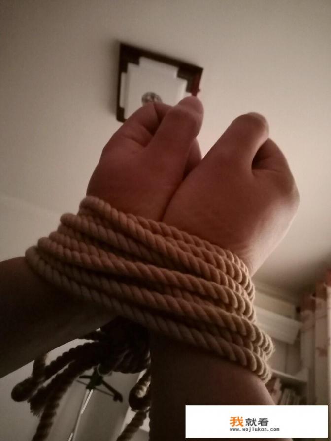 玩游戏，控制不住充值的冲动，冲完又后悔，是不是也是一种瘾？一种病？