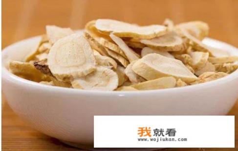 西红柿炒鸡蛋放了辣椒会中毒吗？