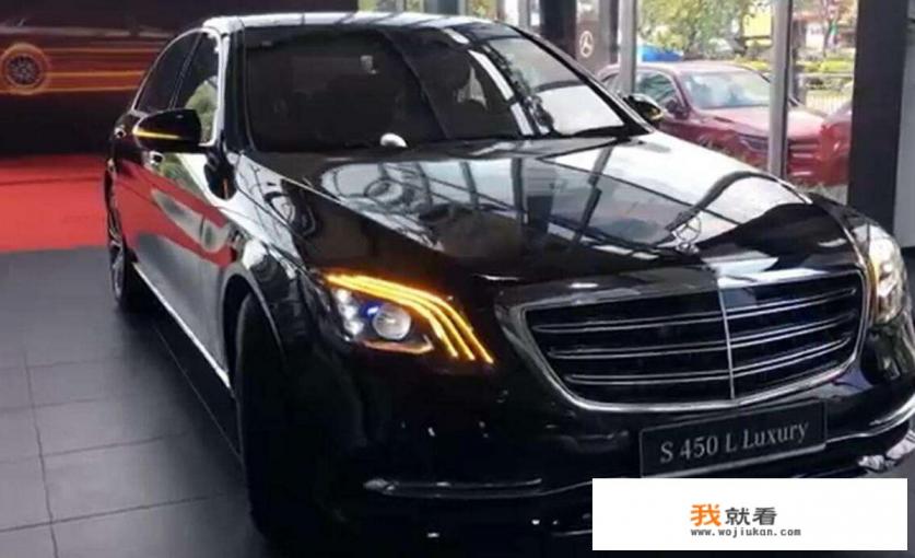 奔驰s350手刹怎么松？