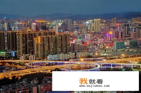 从昆明出发，自驾到北海，怎么规划行程？