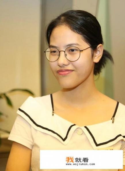 一个高一学生暑假一个人去哪玩合适？