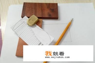 怎么清理梳子缝隙？