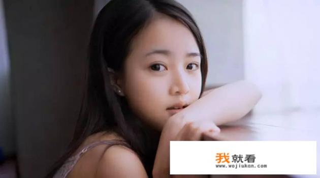 夸女生漂亮的撩人情话诗句？