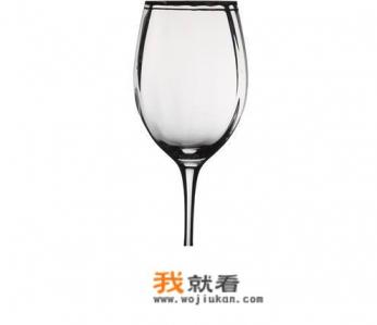 如何选择红酒杯啊？