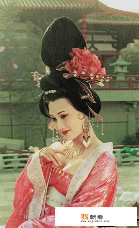 安禄山与杨贵妃的故事是什么？