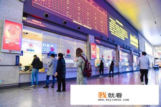 如何尽兴游玩长沙的凤凰古城？