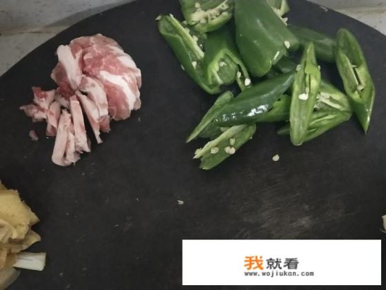 王刚尖椒干豆腐的做法教程？