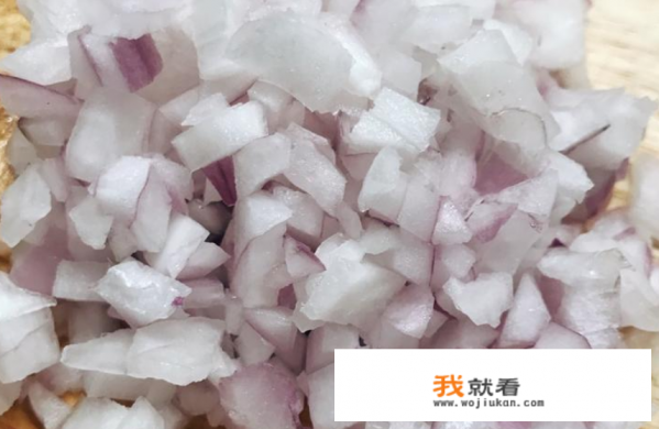 汉堡牛肉饼的馅调制方法？
