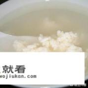 家里做的米酒的主要成份是什么？糖尿病人可以食用吗？