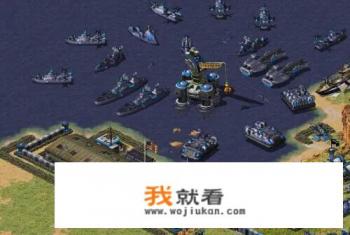 怎样才能玩手机版红色警戒2？