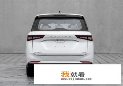 五菱荣光小卡车钥匙怎么换电池？