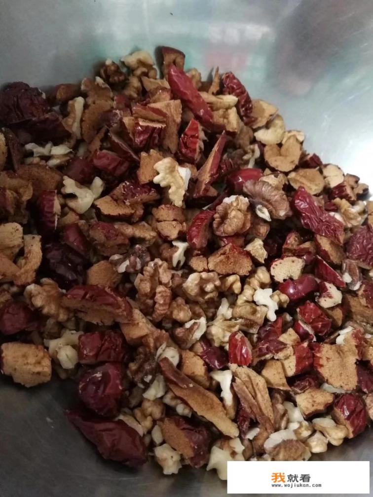 阿胶是怎么制作出来的? 阿胶是怎么制作出来的?