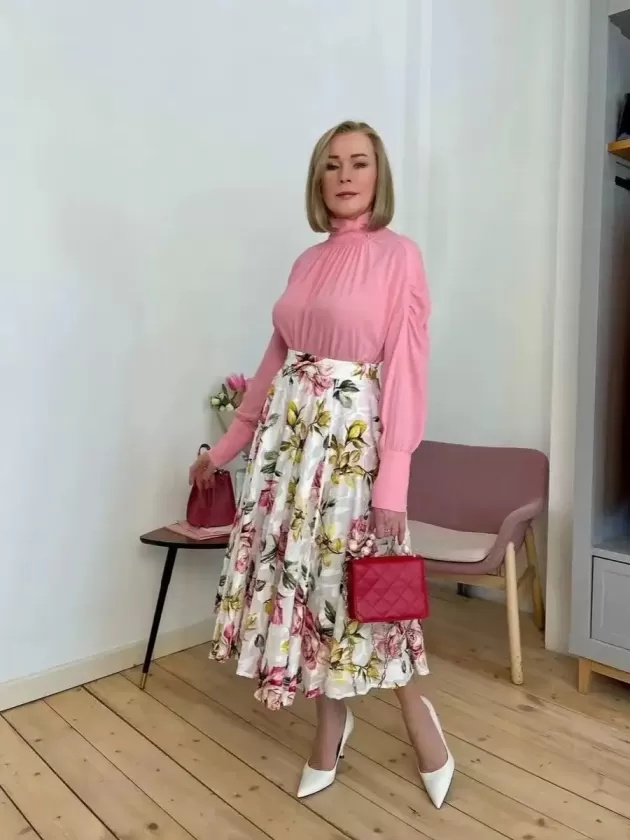 下身丰满怎么样穿衣？