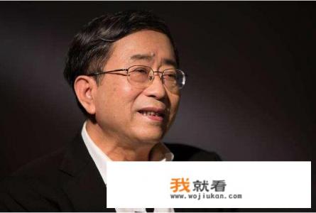 余秋雨我在等你配什么音乐？