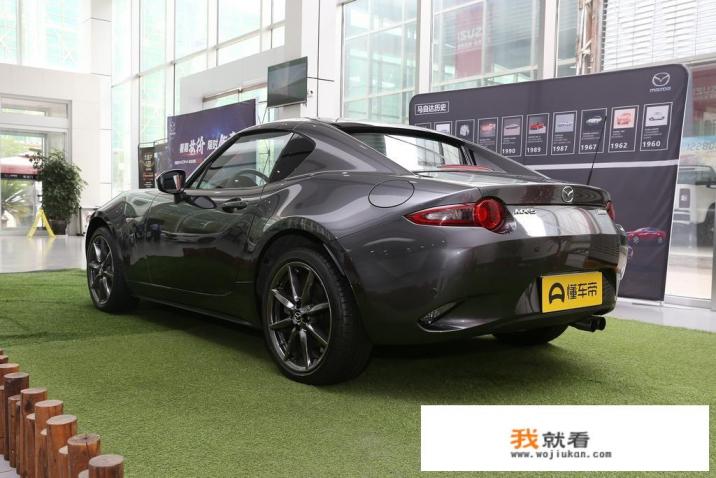 马自达mx-5怎么关敞篷？
