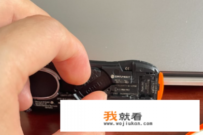 保时捷macan的油箱盖和发动机仓盖怎么开？