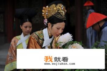 皇上翻了齐妃华妃皇后安陵容的牌子，为何最后却去了甄嬛宫里呢？