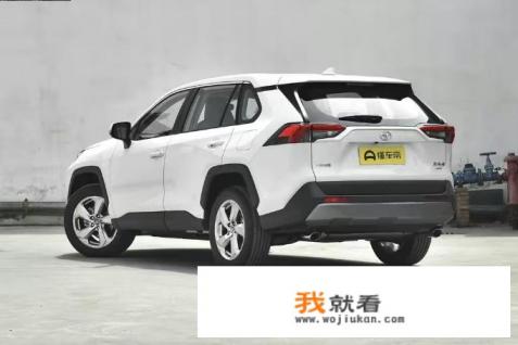 我想开一家丰田的4S店，大概投资多少钱？