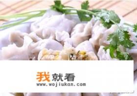 除了葱炒鸡蛋，腌葱以外，还有什么以葱为主的家常美食做法？