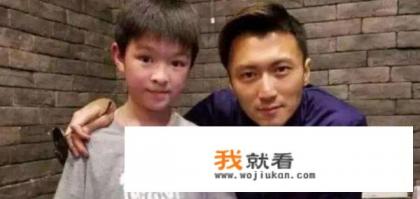 张柏芝三胎曝光的时候，谢贤公开了关系，谢霆锋为何沦为工具人？
