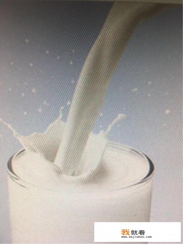 一天喝一瓶纯牛奶有什么好处？