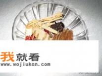 胖哥俩排骨鸡爪煲做法？