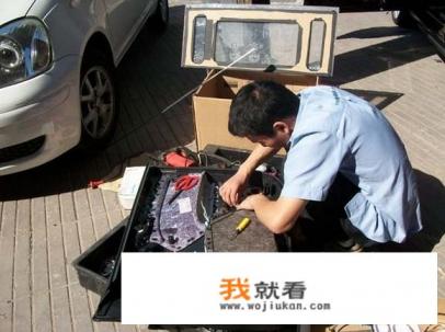 高尔夫怎么在车里睡觉？