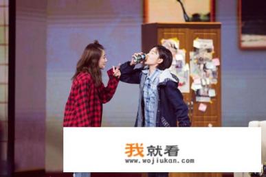阚清子点赞炮轰章子怡的微博文章，随后紧急作废，你怎么看？