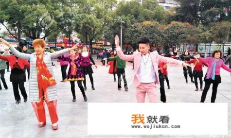 跳广场舞时如果阿姨、大妈晕倒，领舞者要负责吗？