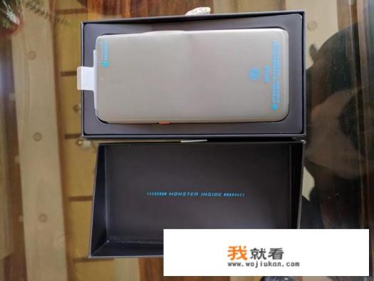 insanity游戏怎么开门？